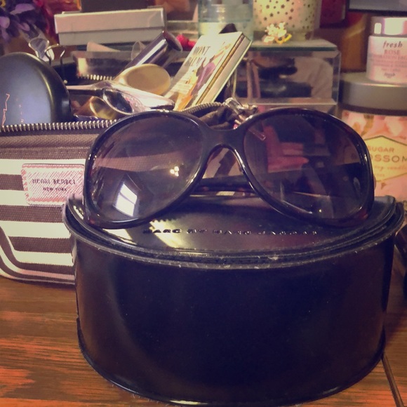 Marc By Marc Jacobs Accessories - 💕 Marc Jacobs Sunglasses